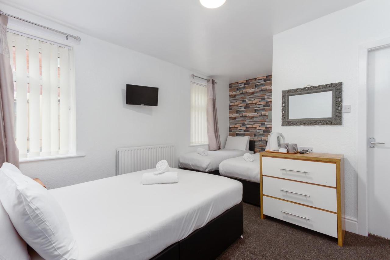 The Sandringham Court Hotel & Apartment Welcoming Large And Small Groups For 15 Years Blackpool Exteriér fotografie
