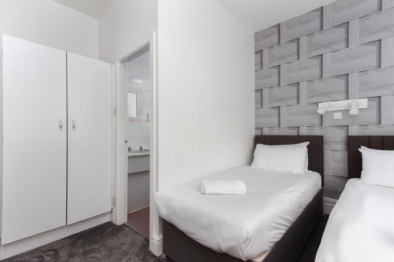 The Sandringham Court Hotel & Apartment Welcoming Large And Small Groups For 15 Years Blackpool Exteriér fotografie