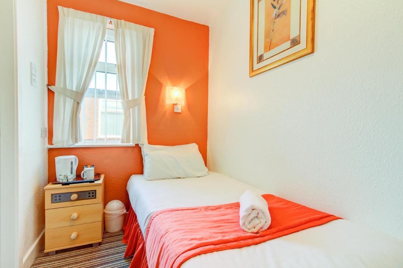 The Sandringham Court Hotel & Apartment Welcoming Large And Small Groups For 15 Years Blackpool Exteriér fotografie
