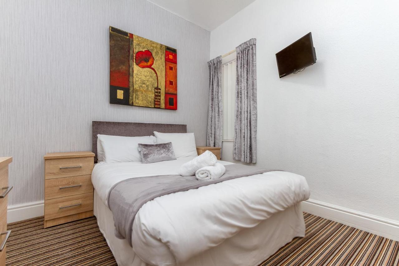 The Sandringham Court Hotel & Apartment Welcoming Large And Small Groups For 15 Years Blackpool Exteriér fotografie